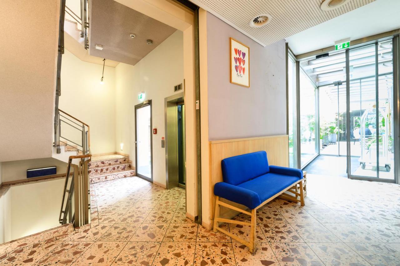 Hotel Bleibtreu Berlin By Golden Tulip Экстерьер фото